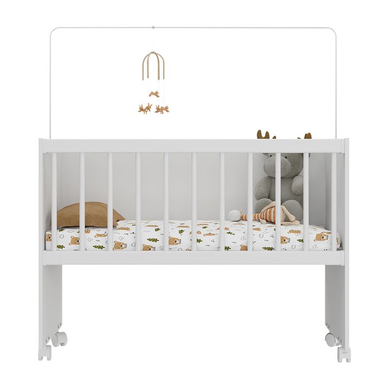mini-berco-moises-com-colchao-incluso-e-rodizios-multimoveis-mp4381c-branco